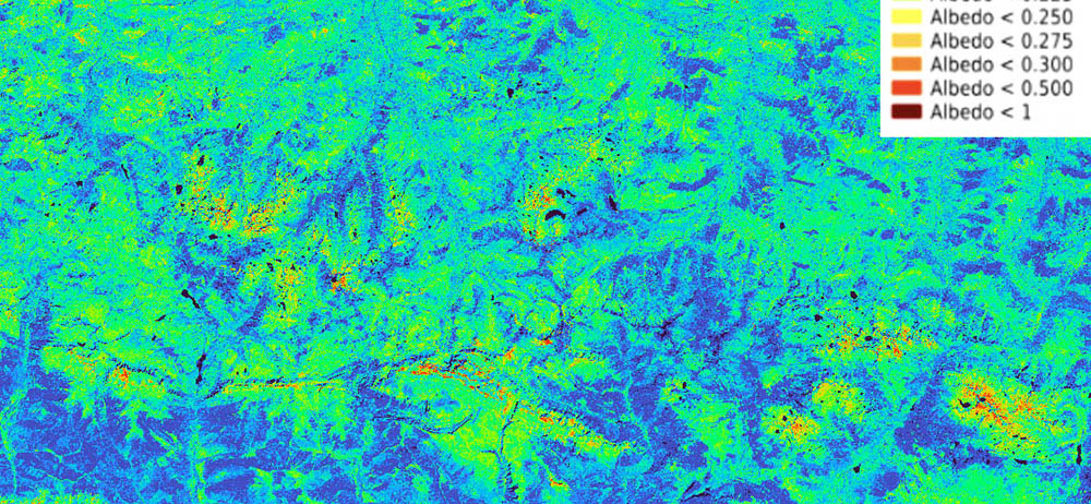 Albédo Sentinel-2 sur une partie des Pyrénées.